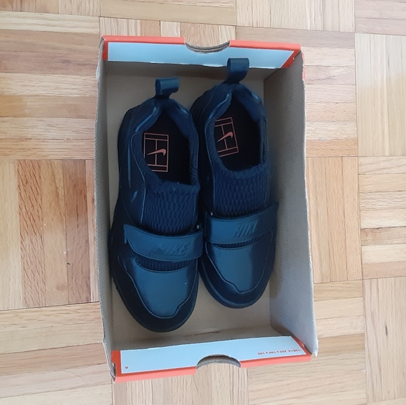 Nike Air Tech Challenge XVII size 5 - Picture 11 of 11